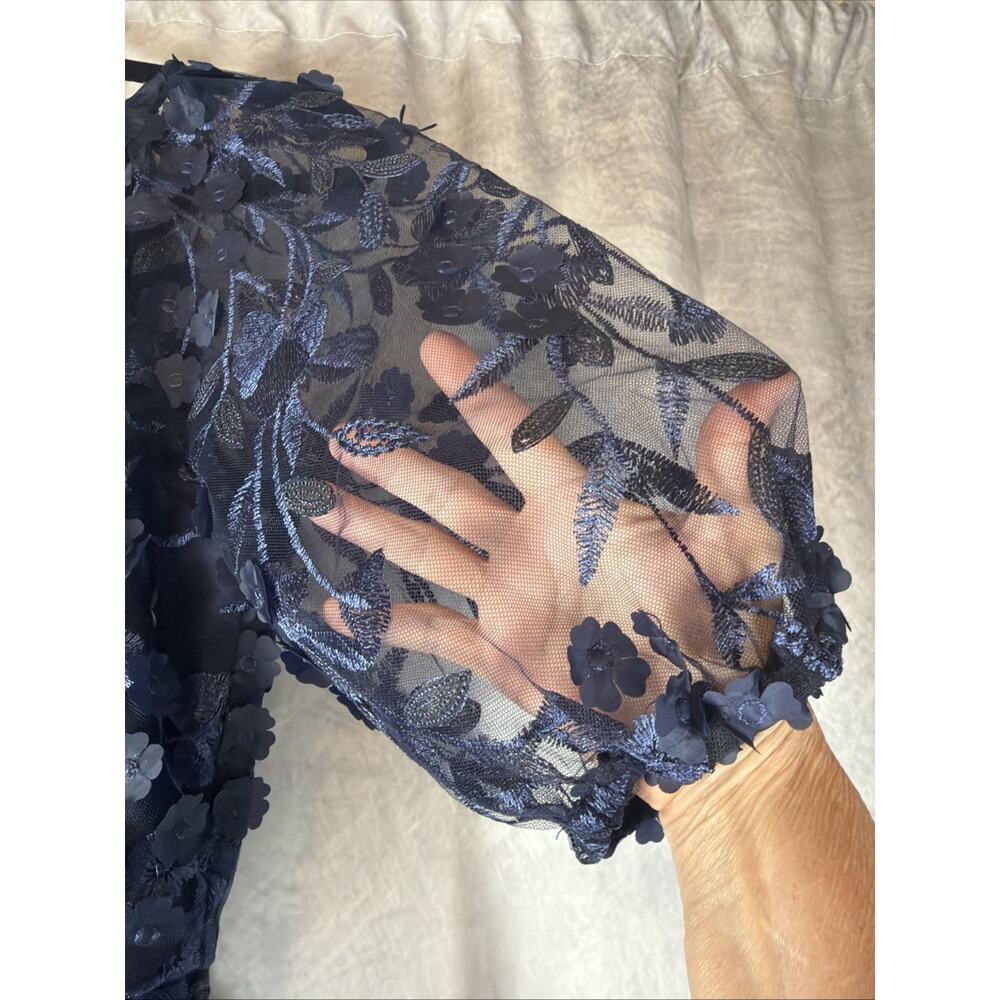 Maggy London Elegant Illusion Floral Mesh Embroidered Cocktail Dress Sz 6 Blue - Picture 3 of 9